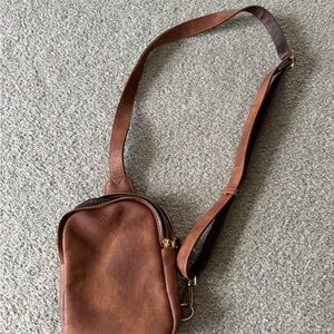 Elegant Brown Leather Crossbody Bag